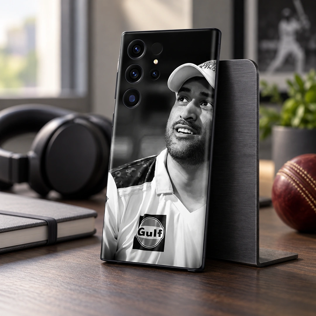 MS Dhoni Black and White Portrait Mobile Skin – Collectors desk view MS Dhoni Black and White Portrait Mobile Skin, collectors desk view showing the original smiling portrait and cap